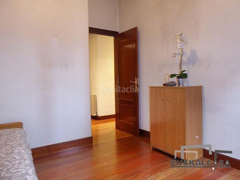 Foto 6ae9f447-9bc2-4c0d-9d37-a07996fbae10. Pis amb calefacció a Centro-Ariz-Uribarri Basauri