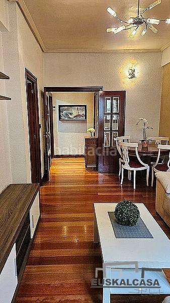 Foto 70440613-ea6a-4eb5-8cb1-ad6f99e0404f. Pis amb calefacció a Centro-Ariz-Uribarri Basauri