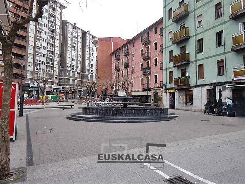 Foto c6e79b04-998c-4819-909f-2936fb81f615. Pis amb calefacció a Centro-Ariz-Uribarri Basauri