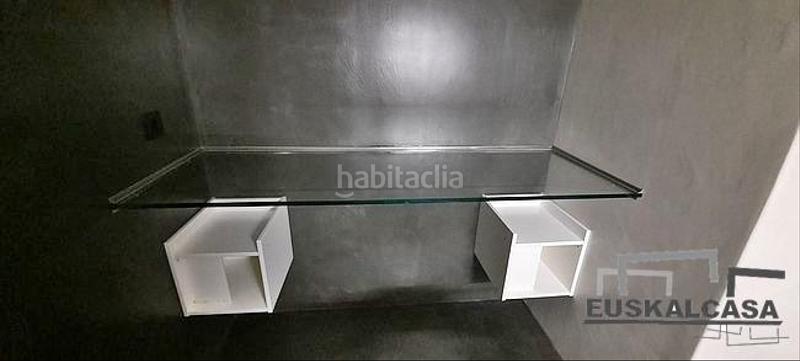 Foto 7d77fa75-43fd-41ee-ad6a-18bc0f9bb02b. Pis amb calefacció aparcament a San Adrián Bilbao