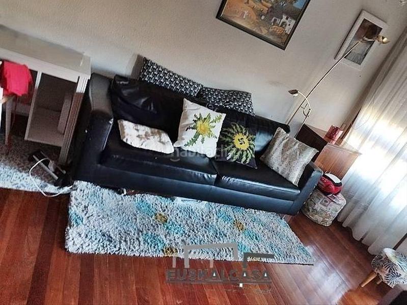 Foto 84760794-afdf-45dc-b5bb-9378793b84b5. Pis amb calefacció aparcament a San Adrián Bilbao