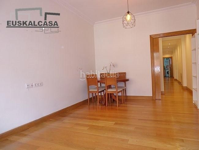 Foto 67f1a686-4bfc-4c4a-a43b-0a92b81ac79f. Pis amb aparcament a Rekalde Centro Bilbao