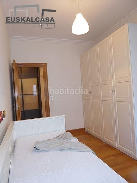 Foto f55abe8c-c0cb-4976-b5b5-38a277707529. Pis amb aparcament a Rekalde Centro Bilbao