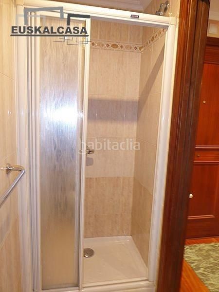 Foto 0ba0a379-b0c4-4ff9-a5eb-4a1740046429. Pis amb calefacció aparcament a Miribilla Bilbao