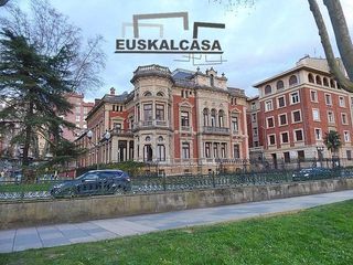 Pis a Castaños - Begoñaibarra. Ocasión!! campo volantin  plaza la salve