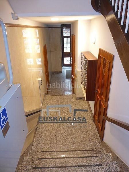 Foto a06b6e49-afaf-4717-b751-064e541dc9a5. Pis amb calefacció a Zabalburu Bilbao