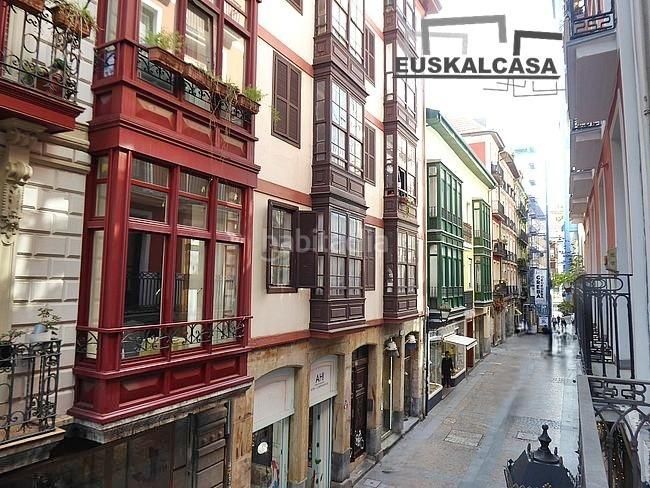 Foto fb948273-267b-49f0-b8b0-d7263be13f45. Pis a Casco Viejo Bilbao