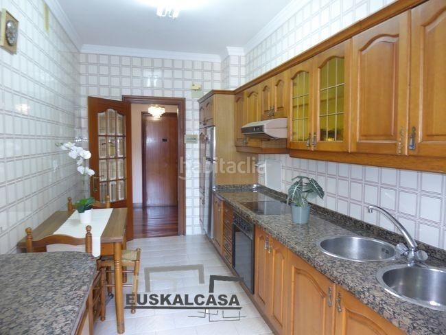 Foto d6e72e2b-6c23-48cb-9df7-1e8b19755fa3. Pis a Ametzola Bilbao