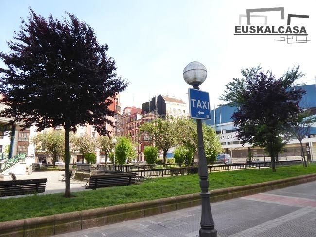Foto bd887520-be6c-4a65-a203-76950fece14e. Pis amb aparcament a Ametzola Bilbao
