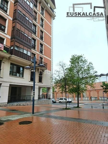 Foto d5bb3caa-85fb-461a-b0e6-cdbd85bb6205. Pis amb aparcament a Ametzola Bilbao
