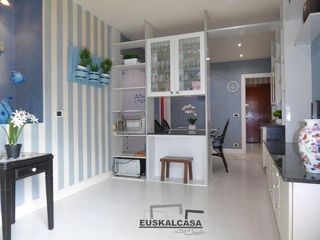Appartement à Sabino Arana-Jesuitas. Indautxu  piso 2 habitaciones  garaje opcional.