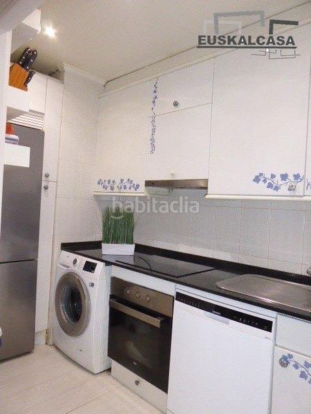 Foto 73db0f92-b864-4336-9f80-fa831c3b8dbe. Pis amb calefacció aparcament a Sabino Arana-Jesuitas Bilbao