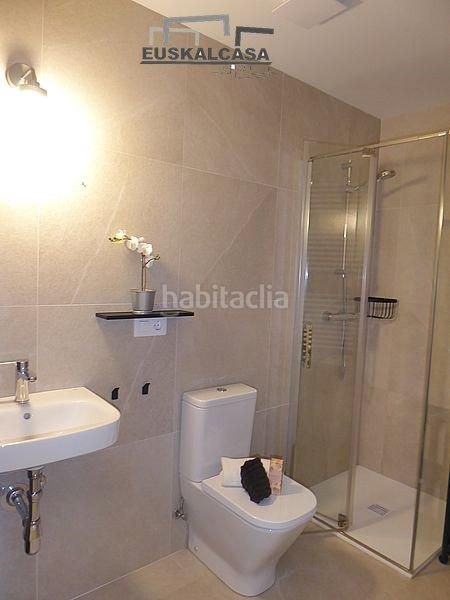 Foto 670d1e9b-8bce-47ba-bb03-4974e6c11bb2. Planta baixa amb calefacció aparcament a Miribilla Bilbao
