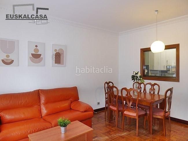 Foto 29cb5090-6f60-423e-bced-18ea529d3a06. Apartament amb aparcament a Basurtu Bilbao