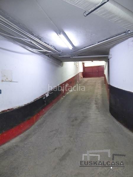 Foto 5e901fdf-2d84-46bf-b824-876c39db57c8. Apartament amb aparcament a Basurtu Bilbao