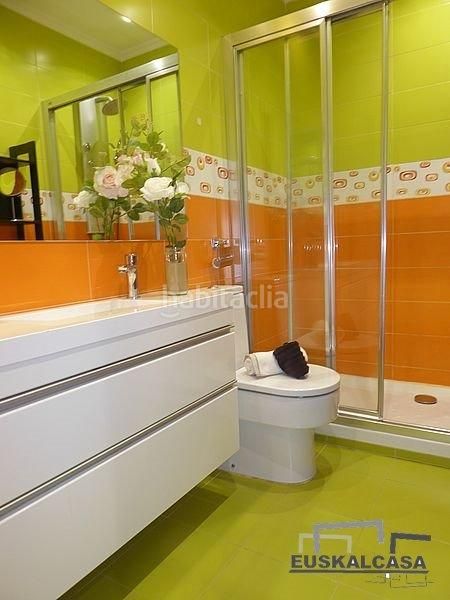 Foto 7b3a432c-a8c2-4bb0-9a9c-096bfdc130a4. Apartament amb aparcament a Basurtu Bilbao