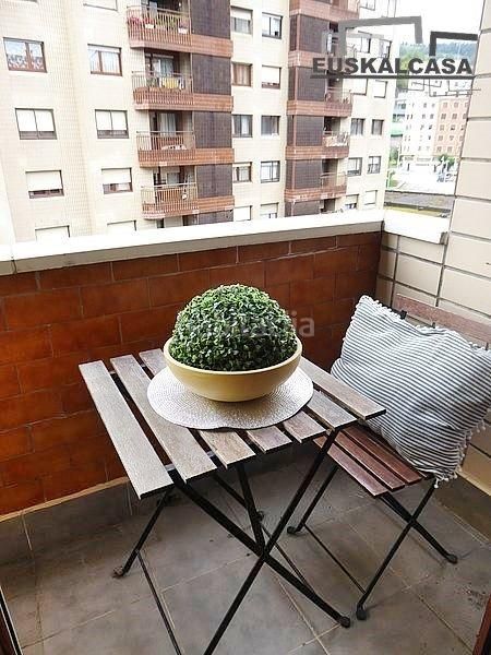 Foto 2fa37678-3115-44d5-b37b-d1d5fe4f9446. Apartment with heating in Basurtu Bilbao