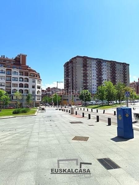 Foto 367bf822-1a5d-4893-8a26-68a40dde981e. Apartment with heating in Basurtu Bilbao