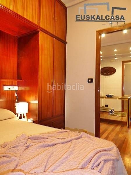 Foto bdf81679-6802-459f-b148-bbc72d46cd7b. Apartment with heating in Basurtu Bilbao