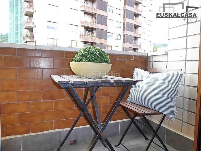 Foto d9445ac2-7cd2-46e0-97c1-ee32c03c2891. Apartment with heating in Basurtu Bilbao