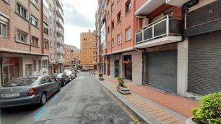 Aparcament cotxe a Rontegui-Pormetxeta. Maniobra sencilla !