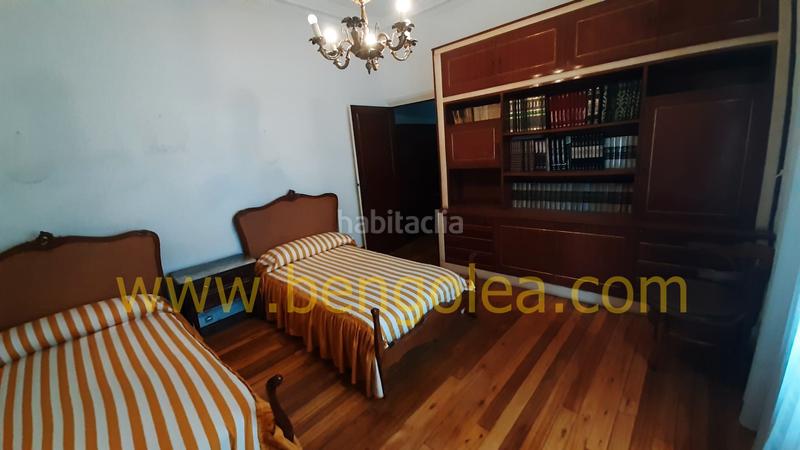 Foto aaeeb97d-66ff-4a90-881b-05ed1fc28ef0. Appartamento con riscaldamento in Centro Barakaldo
