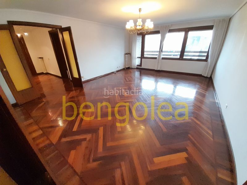 Foto c3d85330-b28d-4750-827e-2c65946c60fc. Pis amb aparcament a Castaños - Begoñaibarra Bilbao