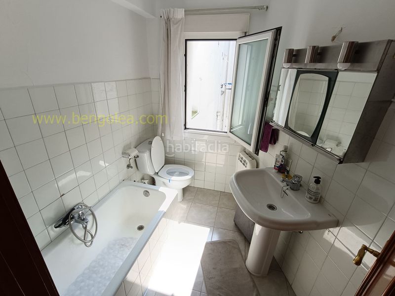 Foto fdbcaad9-21c1-4086-92bf-b7bbcf1c5124. Piso en Mamariga Santurtzi