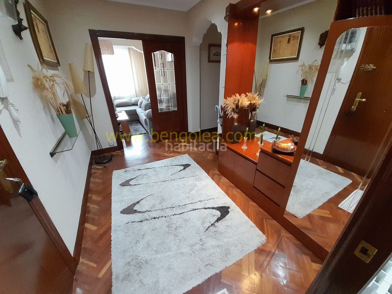 Foto 7353f92b-fda5-4f03-bfee-0e3c624b5b52. Piso en Centro Barakaldo