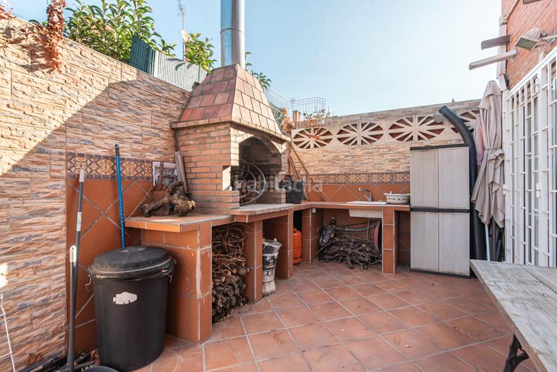 Foto 23d0a2c1-17a7-4f8d-b14f-382c4f4e3745. Chalet con piscina privada en Mejorada del Campo