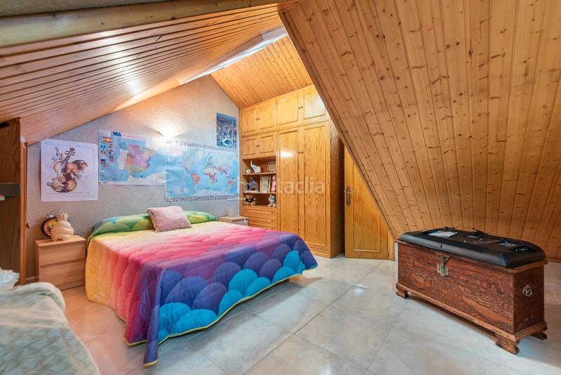 Foto 54577749-8eed-429c-b7e1-0a9e19c2559e. Chalet con piscina privada en Mejorada del Campo