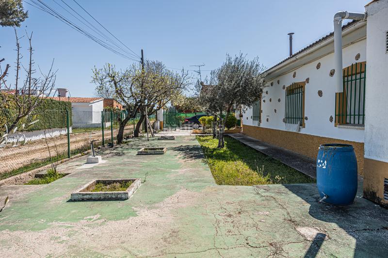 Foto bd920710-f0c0-4b71-9649-511c225e33ef. Chalet con riscaldamento piscina in Estremera