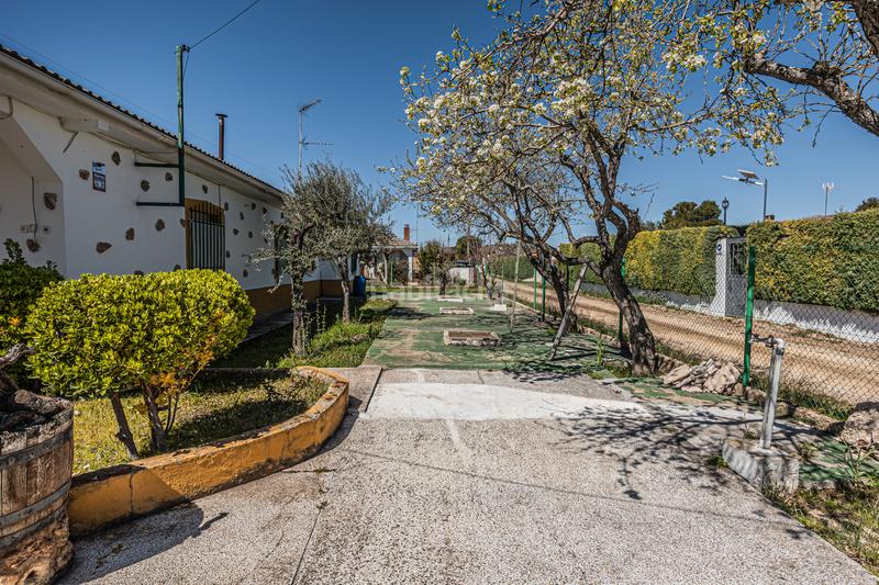 Foto 7d17f157-e73f-4069-8500-707da44a1759. Xalet amb calefacció piscina a Estremera