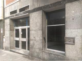 Alquiler Local Comercial  Autonomía. Se alquila local en autonomía