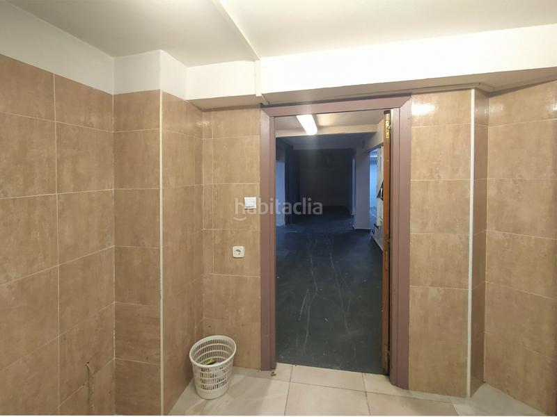 Foto cd2dea7d-0073-4d9f-bf2b-6d3bd1aeda74. Local comercial a Basurtu Bilbao