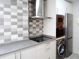 Rent Flat in Bilbao - landin felix doctor kalea 4. Alquiler junto a la plaza de la casilla