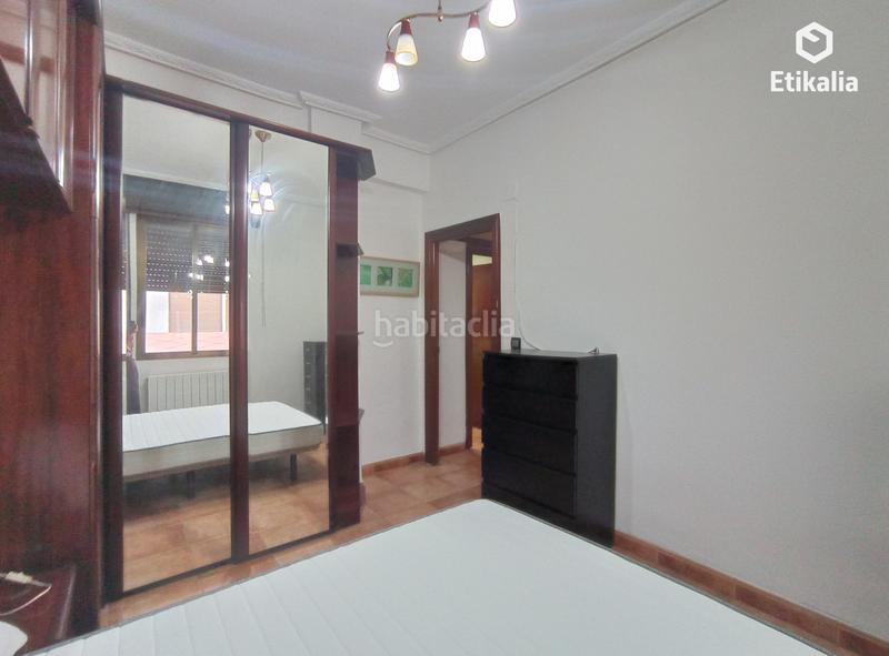 Foto 105e1b66-a21f-4ec0-8d75-755ec9bae5e5. Rent flat with heating in Santutxu-Basarrate Bilbao