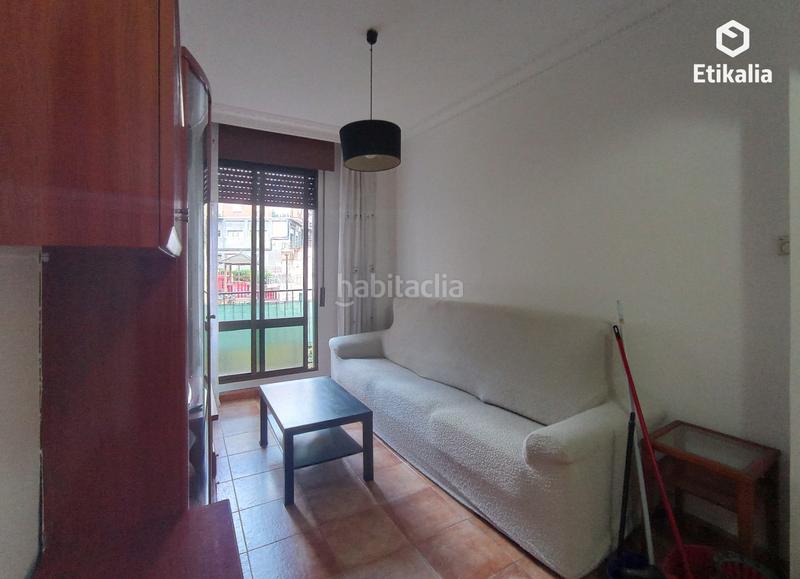 Foto 23e6747b-59d2-4bca-bbfa-f28606aa014b. Rent flat with heating in Santutxu-Basarrate Bilbao