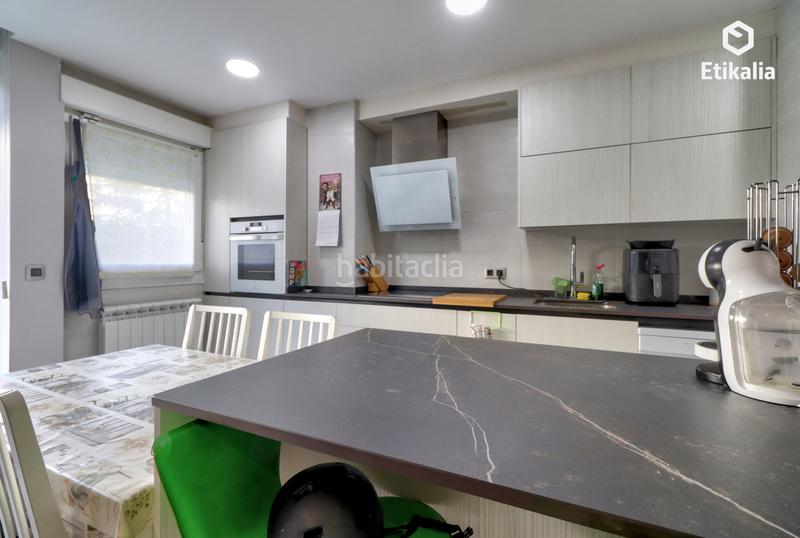 Foto 7b932f95-71d1-4553-9a27-7a0d626ef0dd. Piso  en venta en el parque del norte en Zaramaga Vitoria - Gasteiz