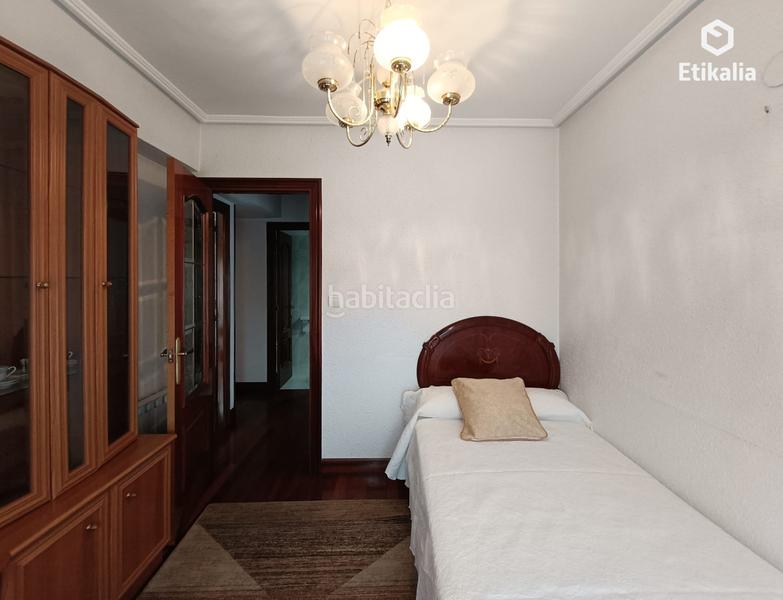 Foto 43a90fd0-37ae-4032-8fab-ba857427f5a4. Alquiler piso en baratzeko plaza 1 alquiler usánsolo. en Galdakao