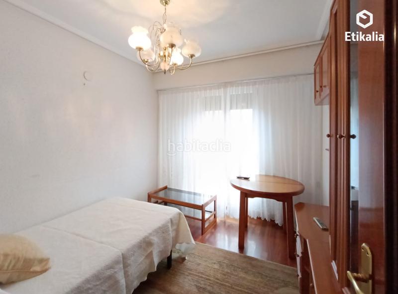 Foto a30c68c2-73b3-409f-9d78-89903a0772af. Alquiler piso en baratzeko plaza 1 alquiler usánsolo. en Galdakao