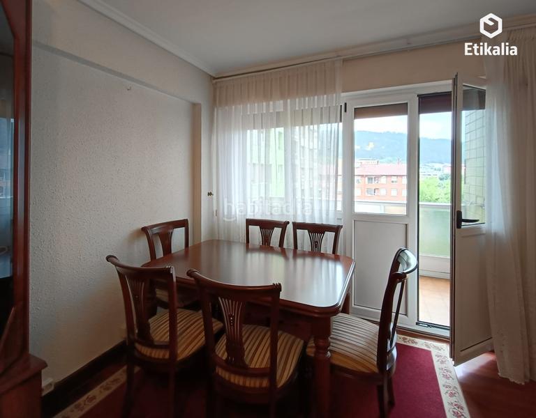 Foto c01003e6-d764-41fe-bcba-dff3d4a8540a. Alquiler piso en baratzeko plaza 1 alquiler usánsolo. en Galdakao