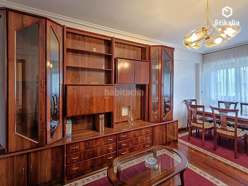 Foto d96f6864-a81f-4525-a067-f21c4f465594. Alquiler piso en baratzeko plaza 1 alquiler usánsolo. en Galdakao