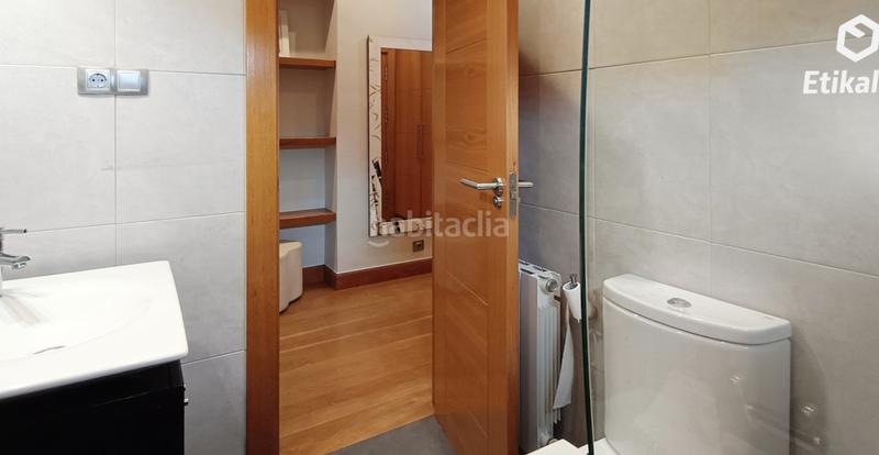 Foto cf2327b4-3b52-4e94-b5a3-cf6d5da34f93. Alquiler piso en Bilbao - avd. montevideo 6 alquiler en basurto en Bilbao