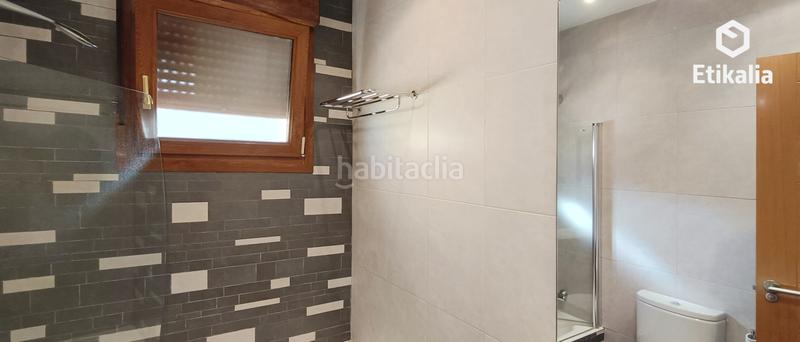 Foto 93a1a1d3-3785-4a58-ab1e-ffea29cfa5b5. Rent flat in Bilbao - avd. montevideo 6 in Basurtu Bilbao