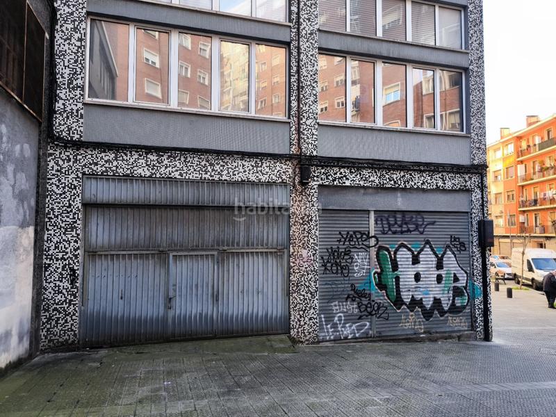 Foto f83989dc-d58b-4f3f-8363-42ee121c65a2. Local comercial oportunidad se vende local en santutxu en Bilbao