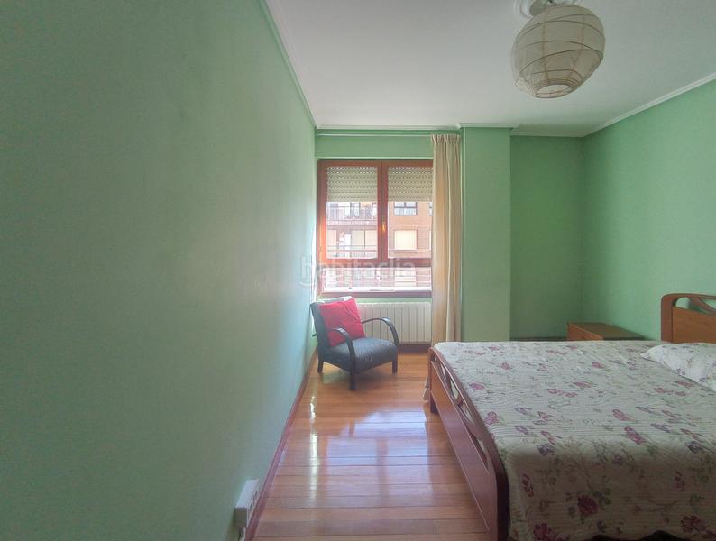 Foto 18c48ad9-ede5-4dcf-913d-c48dd27ca683. Rent flat with heating parking in Azeta - Abatxolo Portugalete