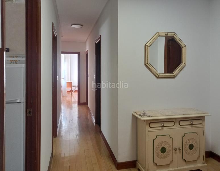 Foto 6b79c40e-a251-45f0-bfb8-8fa2efa24247. Rent flat with heating parking in Azeta - Abatxolo Portugalete