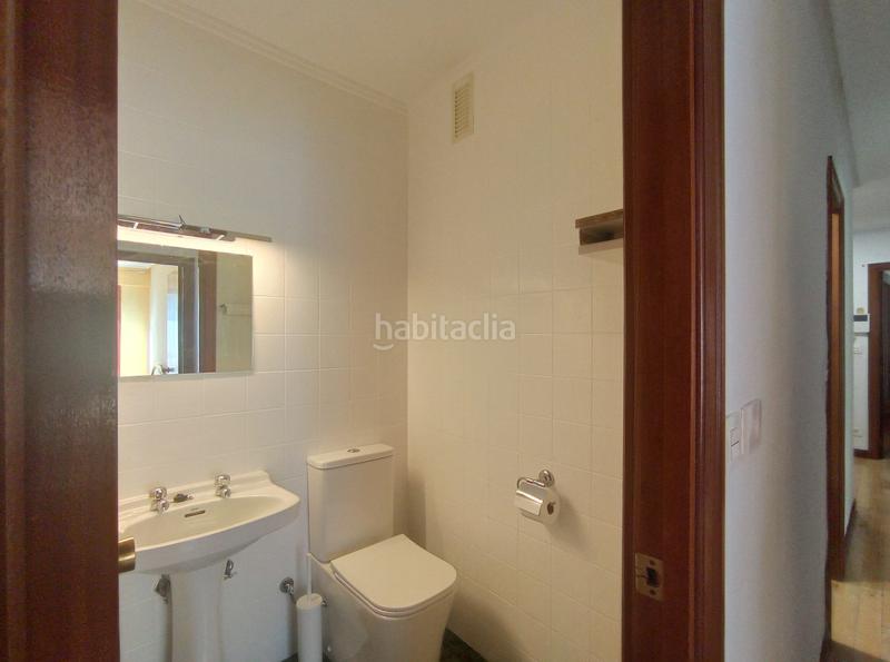Foto 8a6fd751-ab94-4710-b767-4aefffc0d7a9. Rent flat with heating parking in Azeta - Abatxolo Portugalete