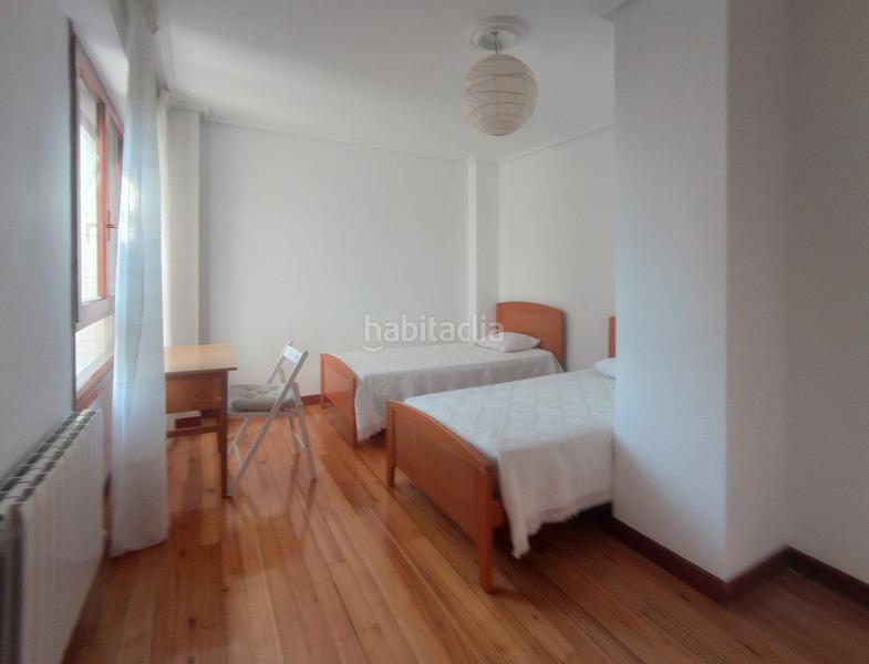 Foto bb236c37-e900-462a-9460-4d5bfc6fa371. Rent flat with heating parking in Azeta - Abatxolo Portugalete